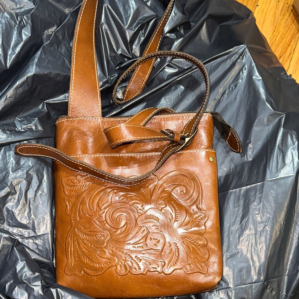 Patricia Nash Elegant Brown Embossed Crossbody Bag